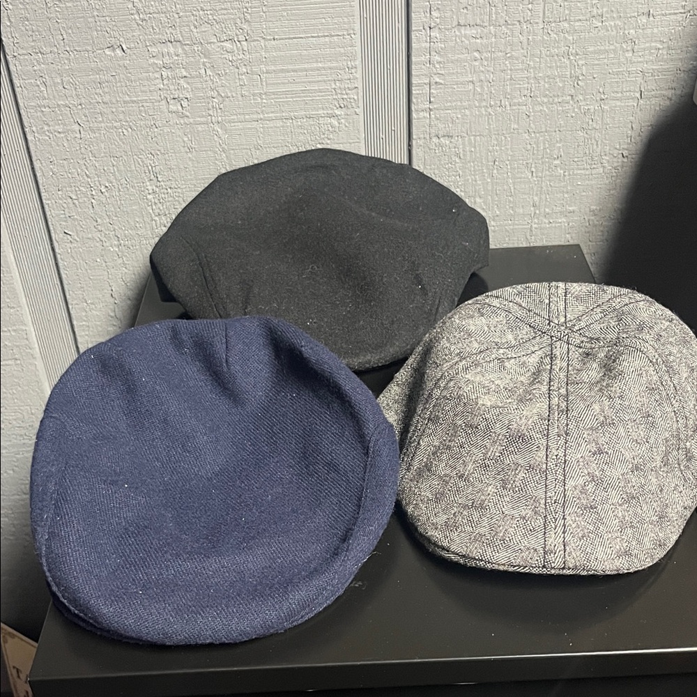Classic Men's Flat Cap Set - Black, White, Blue, Gray